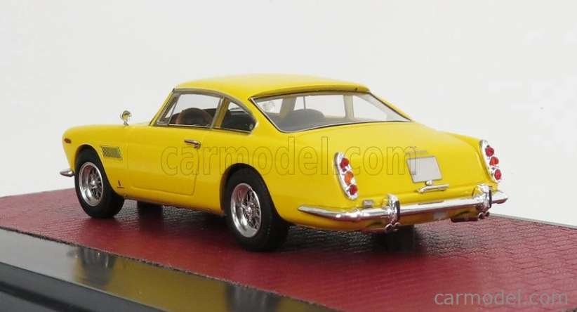 Modely v mierke Matrix Ferrari 250gt 2+2 Coupe 1960 1:43 Yellow