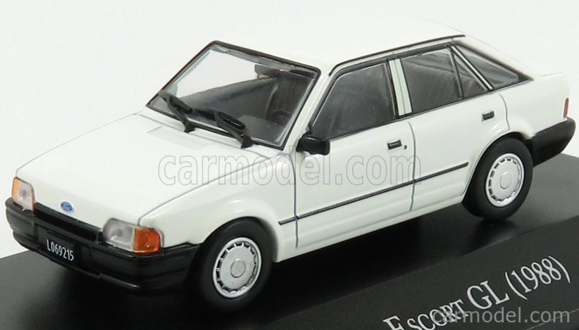 Edicola Ford england Escort Gl 1988 1:43 Bílá
