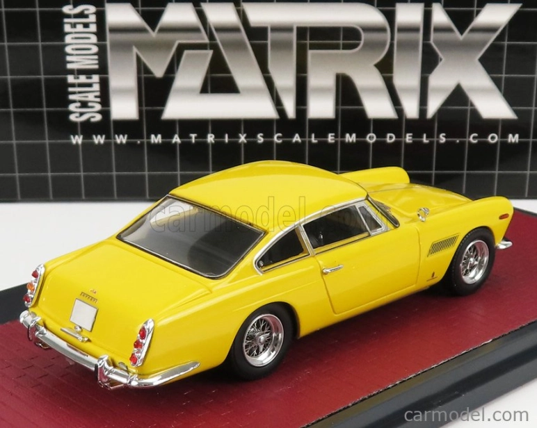 Modely v mierke Matrix Ferrari 250gt 2+2 Coupe 1960 1:43 Yellow