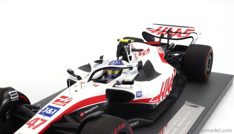 Minichamps Haas F1 Vf-22 Team Haas N 47 Brazilian Gp 2022 Mick Schumacher 1:18 Bílá Černá Červená
