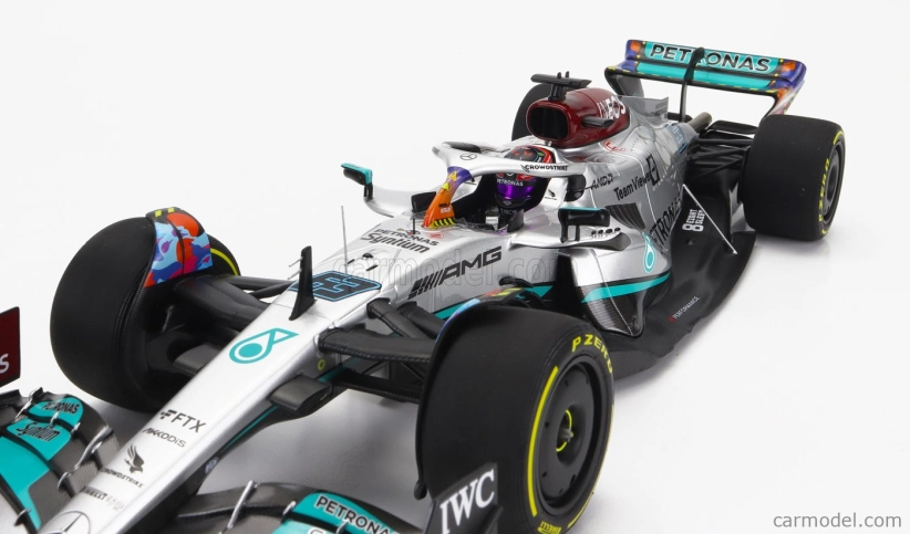 Minichamps Mercedes gp F1 W13e Mercedes-amg Petronas F1 N 63 1:18, stříbrná