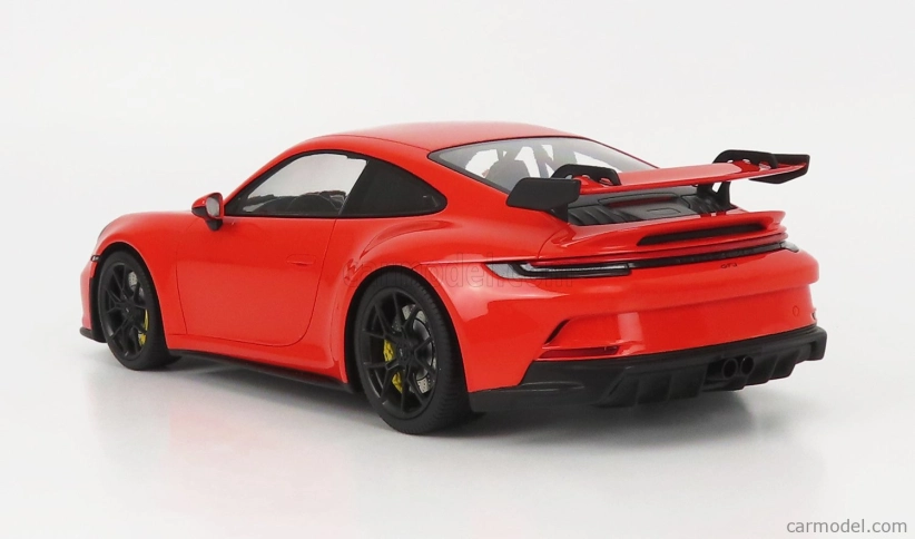 Minichamps Porsche 911 992 Gt3 Coupe 2021 - Black Wheels 1:18 Orange