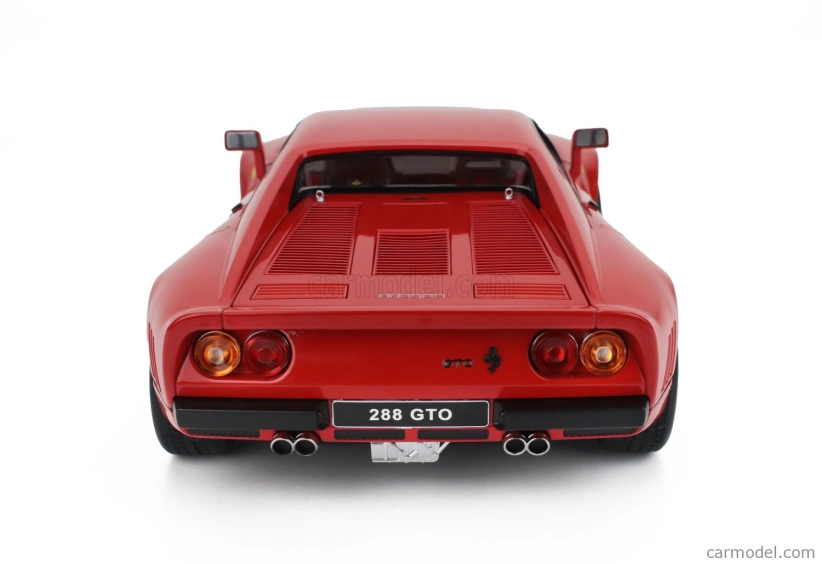 Ferrari 288 Gto 1984 v mierke 1:12 červené