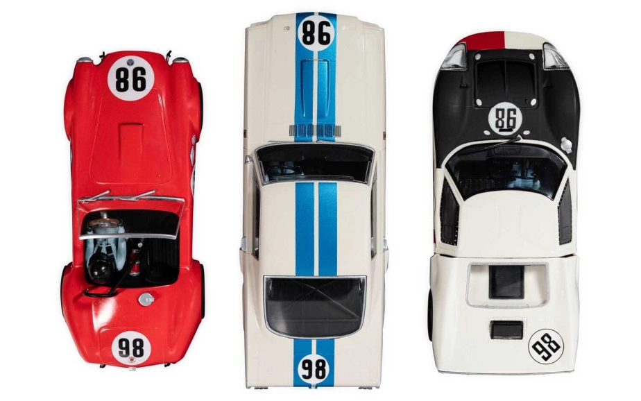 Autíčka GT SCALEXTRIC C4619A - Ken Miles Triple Pack (1:32)