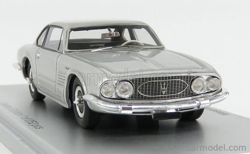 Kess-model Maserati 5000 Gt Ghia Osobný automobil F.innocenti 1961 1:43 Strieborný