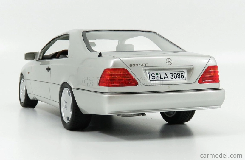 Kultové modely Mercedes benz S-class 600sec Coupe (c140) 1992 1:18 Strieborný