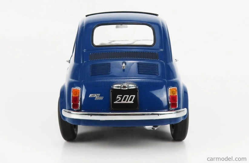 Fiat 500 1968 v mierke 1:12 modrá