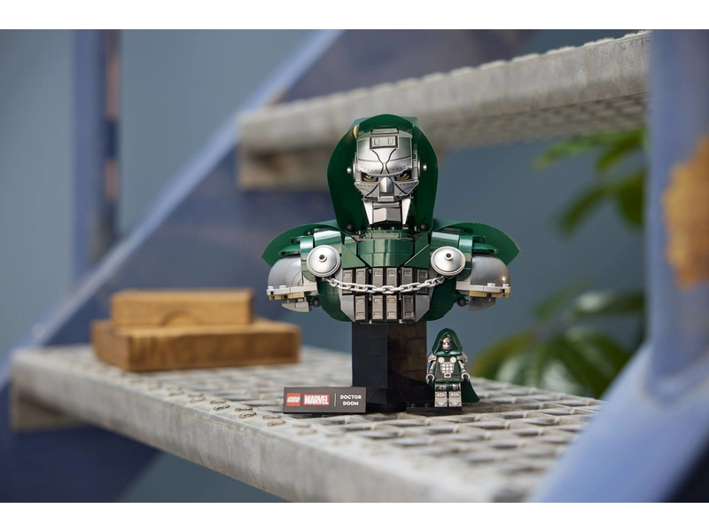 LEGO Marvel - Busta Doktora Dooma