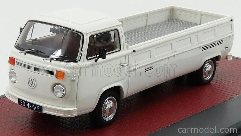 Modely v mierke Matrix Volkswagen T2 Kemperink Special Pick-up Lwb 1976 1:43 Biela