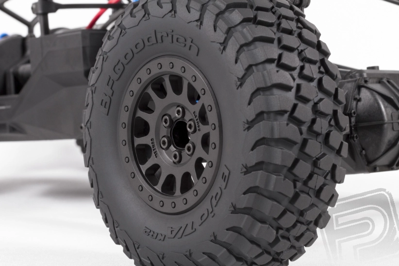 RC auto Axial Yeti Score Trophy Truck