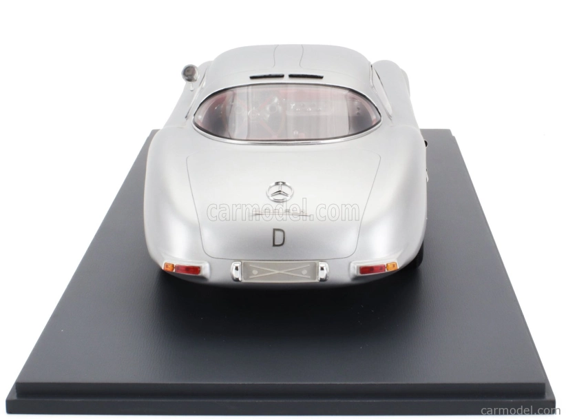 Schuco Mercedes benz 300 Slr Uhlenhaut Coupe 1955 1:12 Silver