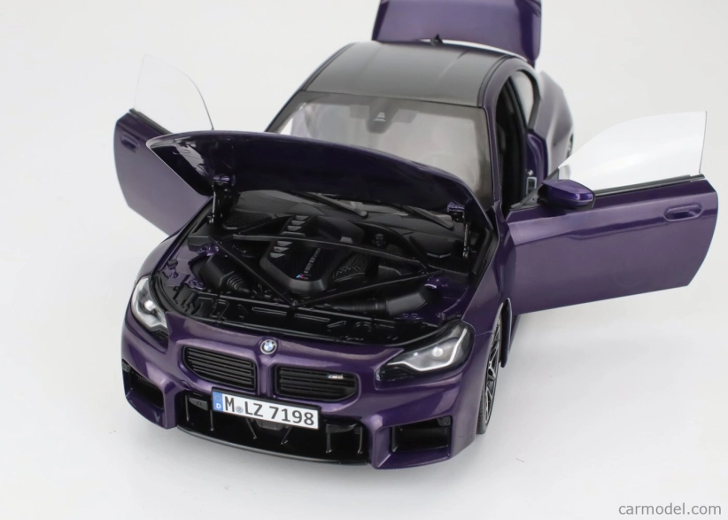 Minichamps BMW radu 2 M2 Coupe (g87) 2023 1:18 Purple