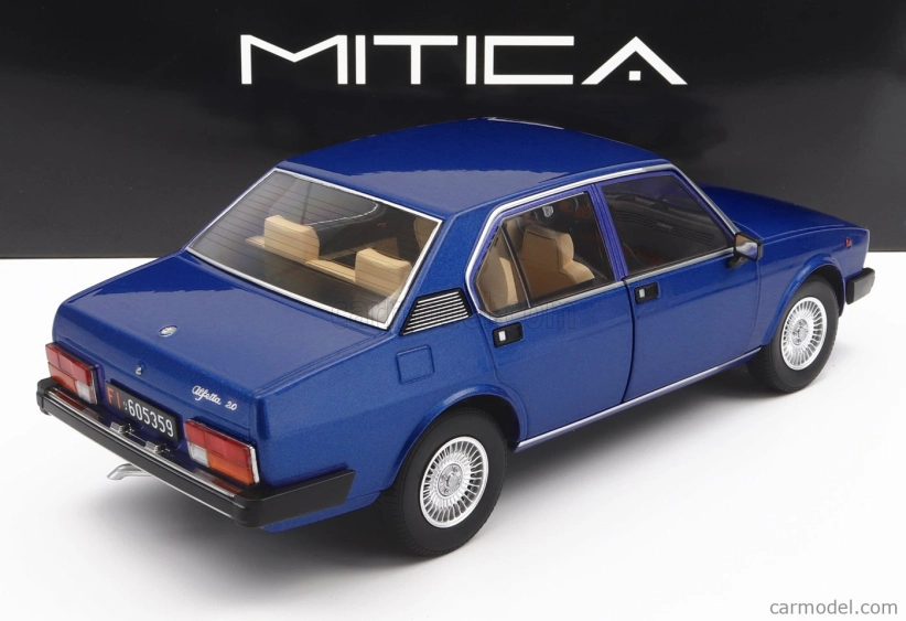 Mitica-diecast Alfa romeo Alfetta Berlina 2000l 1978 - Cerchi Millerighe Wheels 1:18 Blue Pervinca Met 349