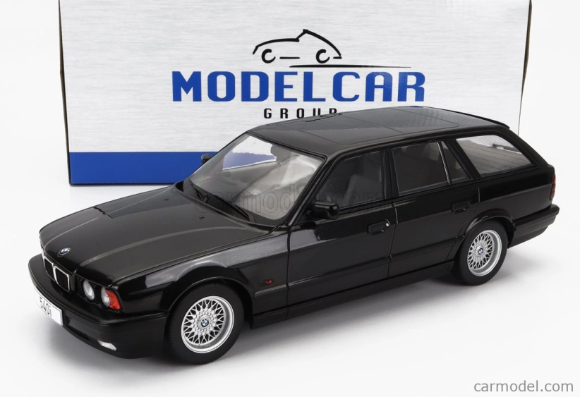 Mcg BMW radu 5 540i Touring (e34) Sw Station Wagon 1989 1:18 čierna
