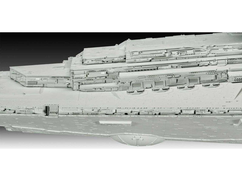 Revell SW Imperial Star Destroyer (1:2700)