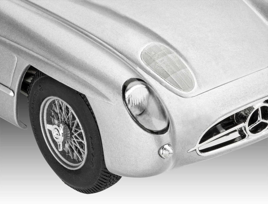 Revell Mercedes-Benz 300 SLR (70. výročie) (1:24) (darčeková súprava)