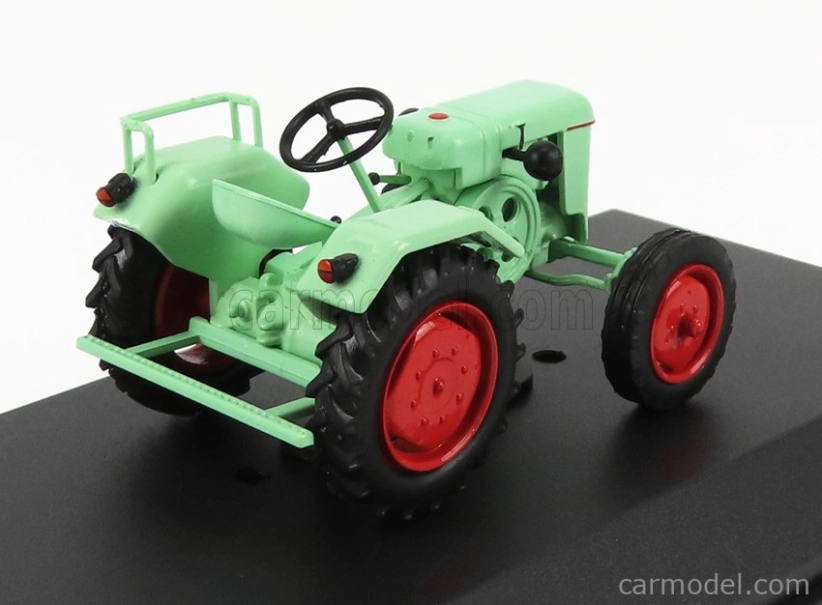 Edicola Normag C10 Tractor 1952 - Con Vetrina - S vitrínou 1:43 Veľmi svetlá zelená