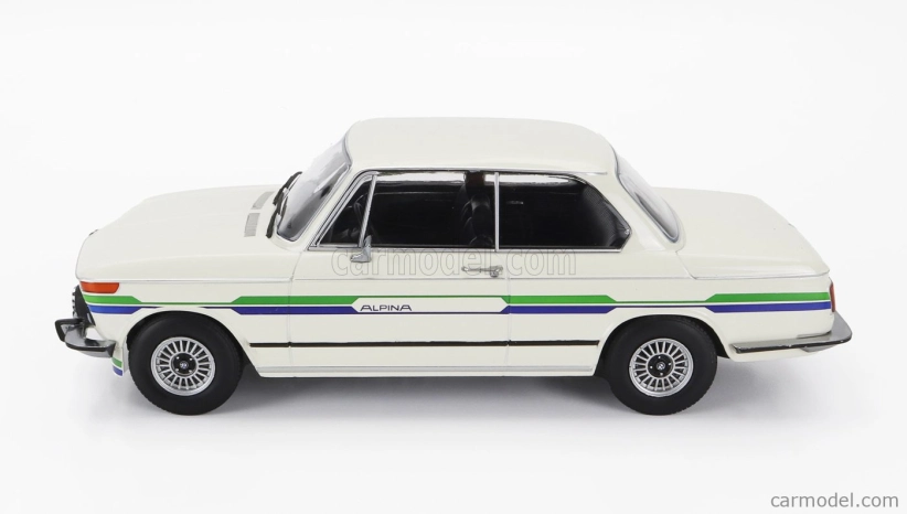 BMW 2002 Alpina 1974 v mierke 1:18 biela