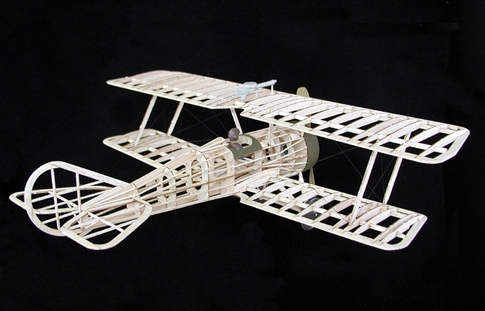 Thomas Morse Scout laser. vyrezávaný 610mm