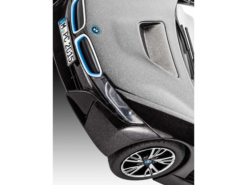 Revell BMW i8 (1:24) (sada)