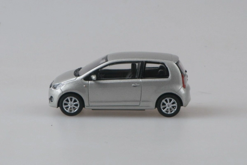 Abrex Škoda Citigo 3dveřové (2011) 1:43 - Stříbrná Leaf Metalíza