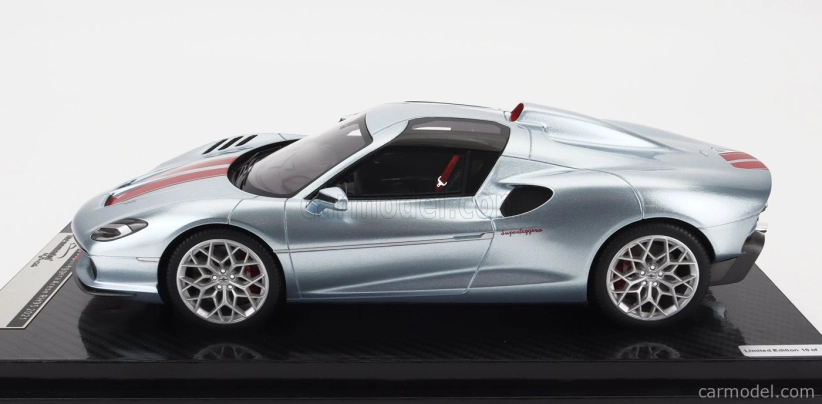 Tecnomodel Touring Superleggera Arese Rh95 (podvozok a motor F-12) 2021 1:18 strieborno-červená