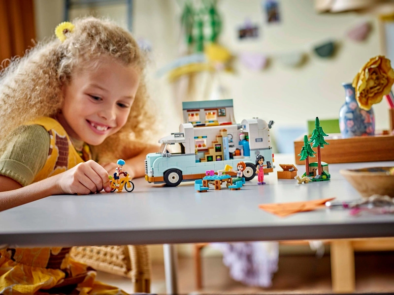 LEGO Friends – Dobrodružstvá s karavanom priateľstva