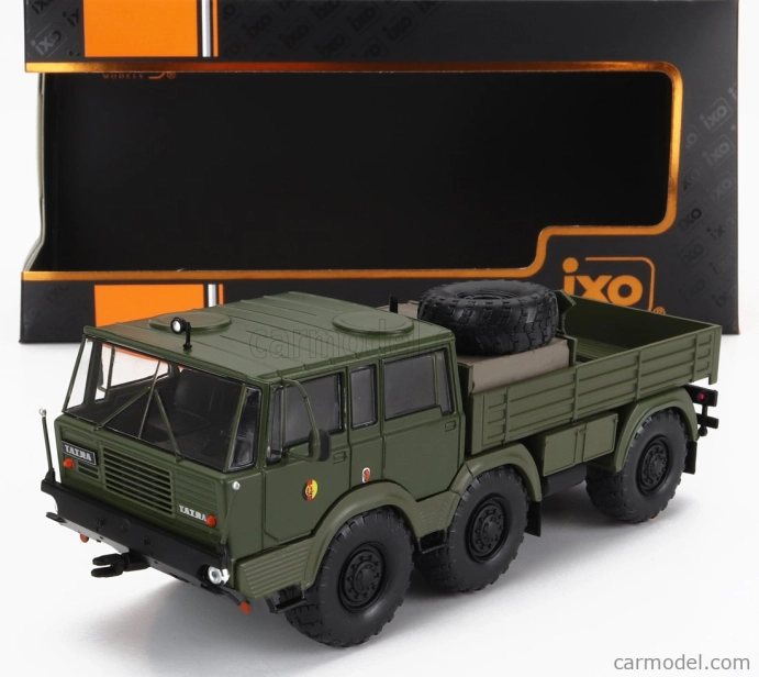 Ixo-models Tatra 813 Nva 6x6 Truck Cassonato Double Cabine 3-assi 1968 1:43 Vojenská Zelená