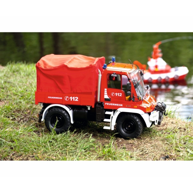 RC auto MB Unimog U300, hasiči
