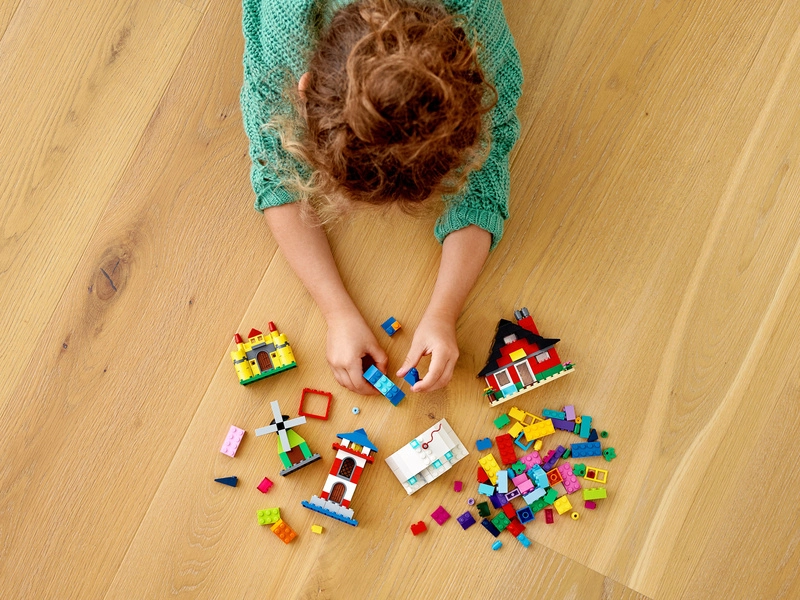 LEGO Classic – Kocky a domčeky