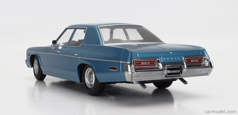 Dodge Monaco 1974 v mierke 1:18 Light Blue Met