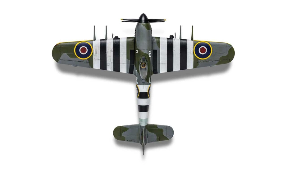 Classic Kit letadla A40001 - Eurofighter Typhoon FGR.4 (FMOG) + Hawker Typhoon Mk.Ib (Twin Pack) (1:72)