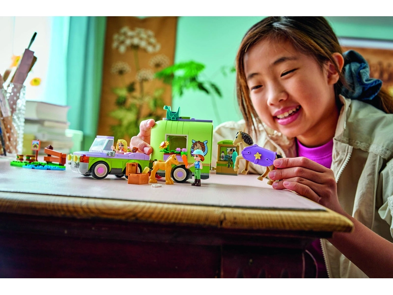LEGO Friends - Príves s koňom a žriebäťom