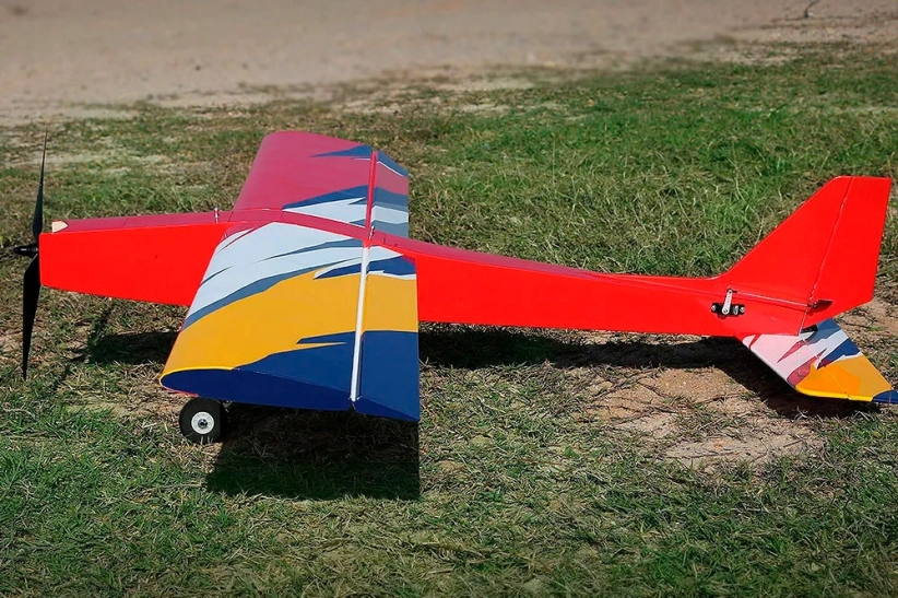 RC letadlo 49" Challenger ARF, zelená