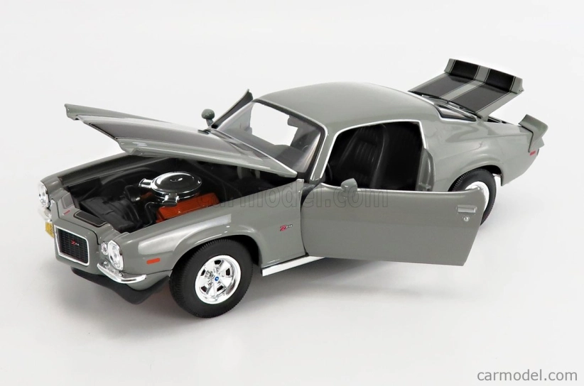 Maisto Chevrolet Camaro Z/28 Coupe 1971 1:18 Grey Met