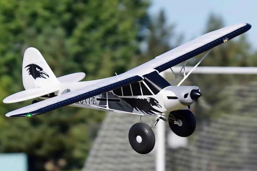 RC letadlo PA-18 Super Cub 1700 mm s plováky ARF