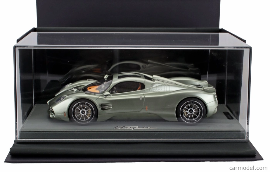 Bbr-models Pagani Utopia 2022 - Con Vetrina - With Showcase 1:18 Verde Pampa - Zelená