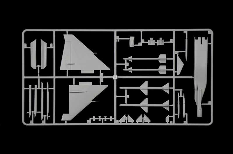 Italeri Saab JA 37/AJ 37 Viggen (1:48)