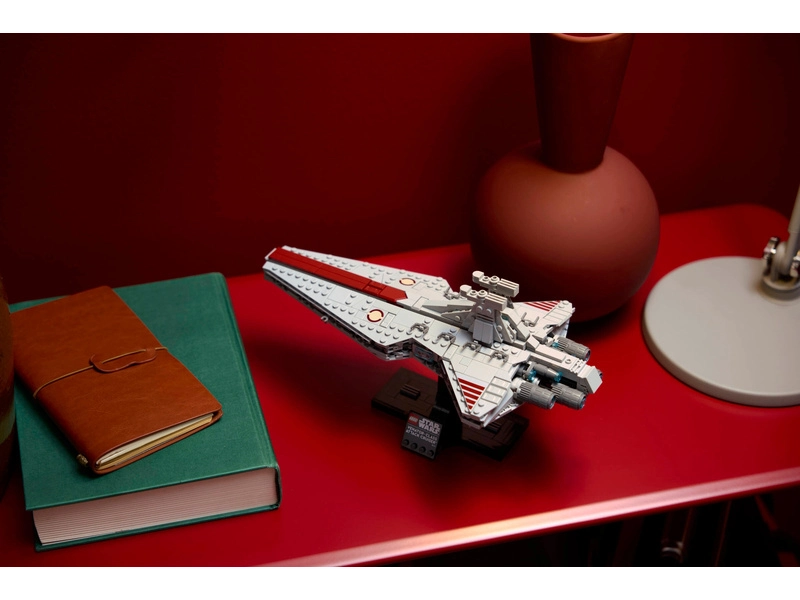 LEGO Star Wars - Útočný krížnik triedy Venator