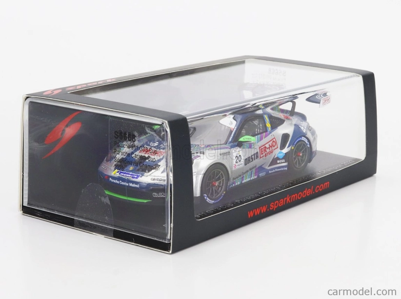 Spark-model Porsche 911 992 Gt3 Cup N 20 Porsche Carrera Cup Scandinavia Champion 2023 Ola Nilsson 1:43 Silver Blue