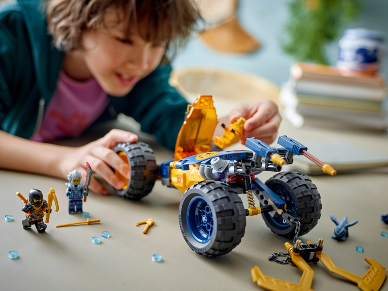 LEGO Ninjago - Arin a jeho nindža terénna bugina