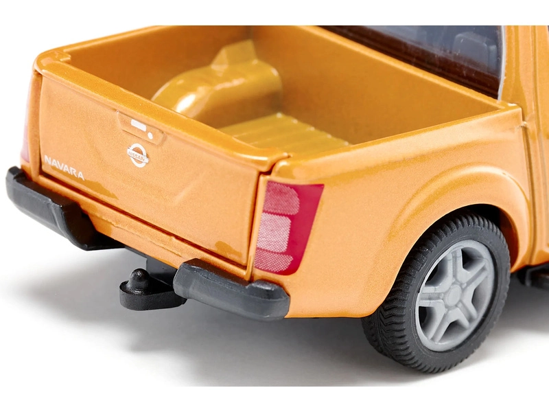 SIKU Super – Nissan Navara 1:50