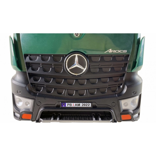 RC auto so žeriavovým ramenom Mercedes-Benz
