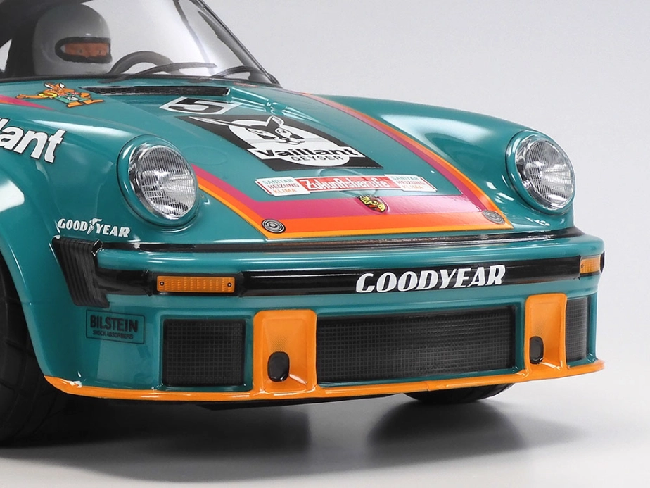 RC auto Tamiya Porsche 934 (1976) 50th Anniversary