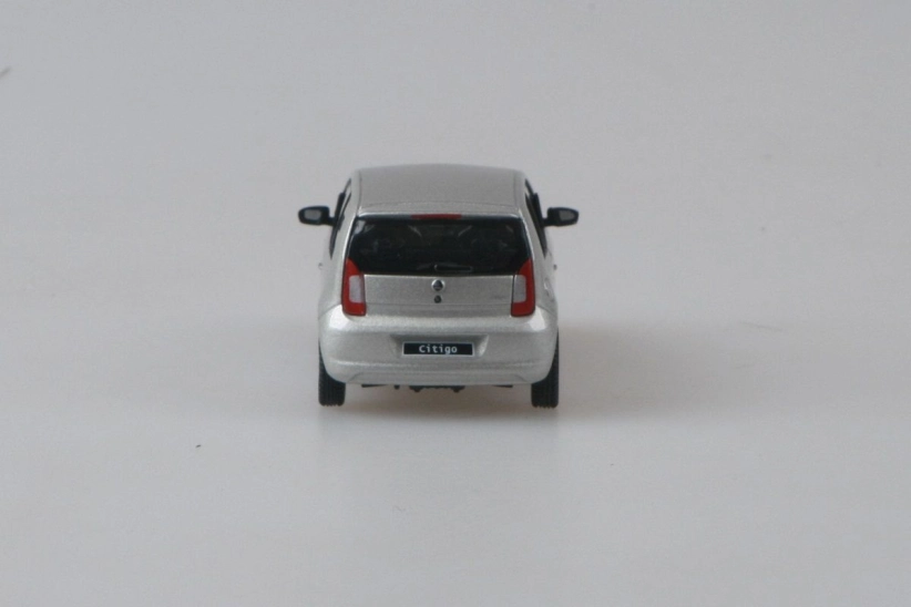 Abrex Škoda Citigo 3dveřové (2011) 1:43 - Stříbrná Leaf Metalíza