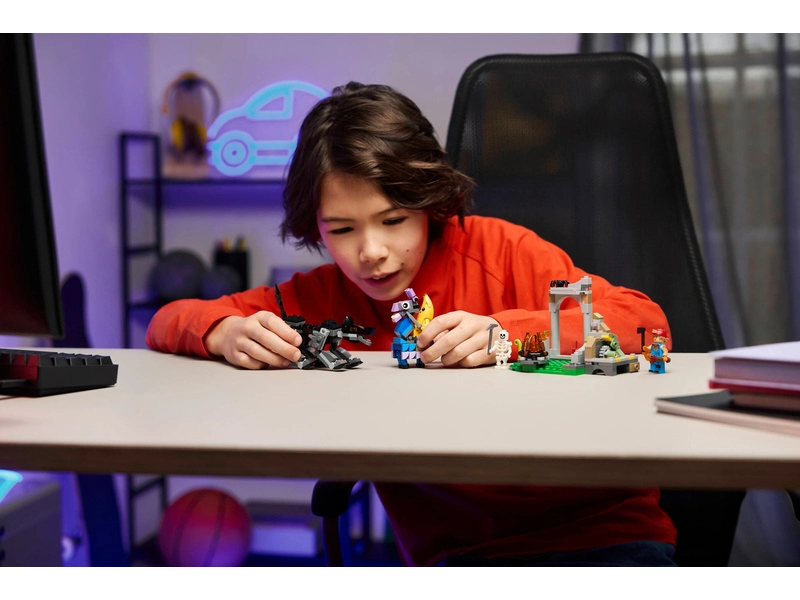 LEGO Fortnite - Peely a Sparkplug a ich táborisko