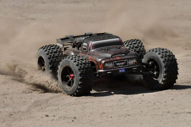 DEMENTOR XP 6S - 1/8 Monster Truck 4WD - RTR - bezkartáčový pohon 6S