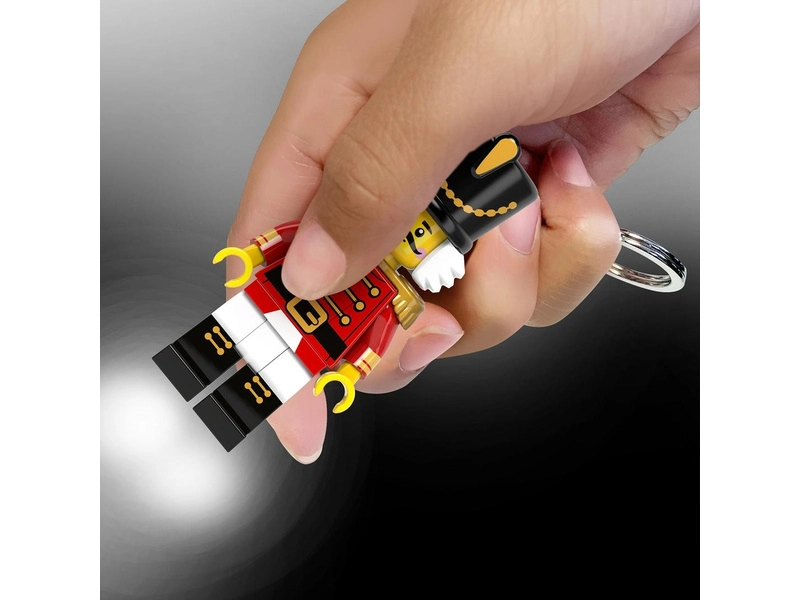 LEGO svietiaca kľúčenka – Luskáčik