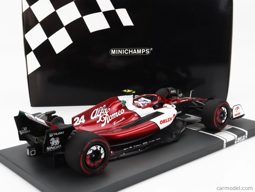 Minichamps Alfa romeo F1 C42 Team Orlen Racing N 24 1:18, bíločervená