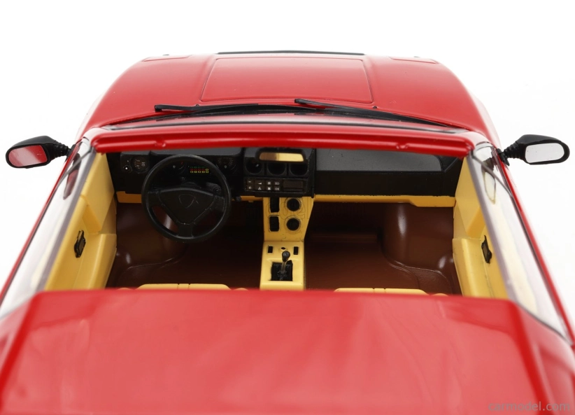 Lamborghini Jalpa 3500 1982 v mierke 1:18 červená